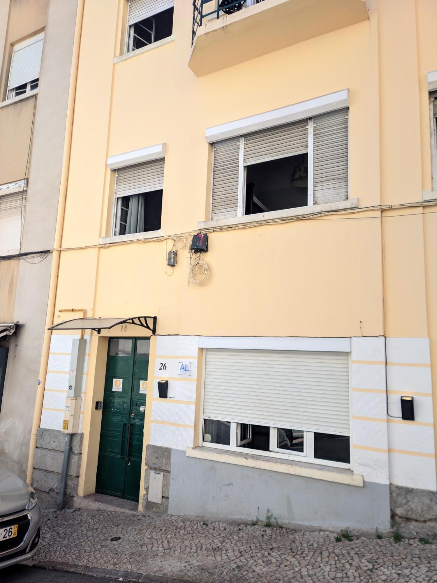 4Sleep Guest House Lisbona Esterno foto