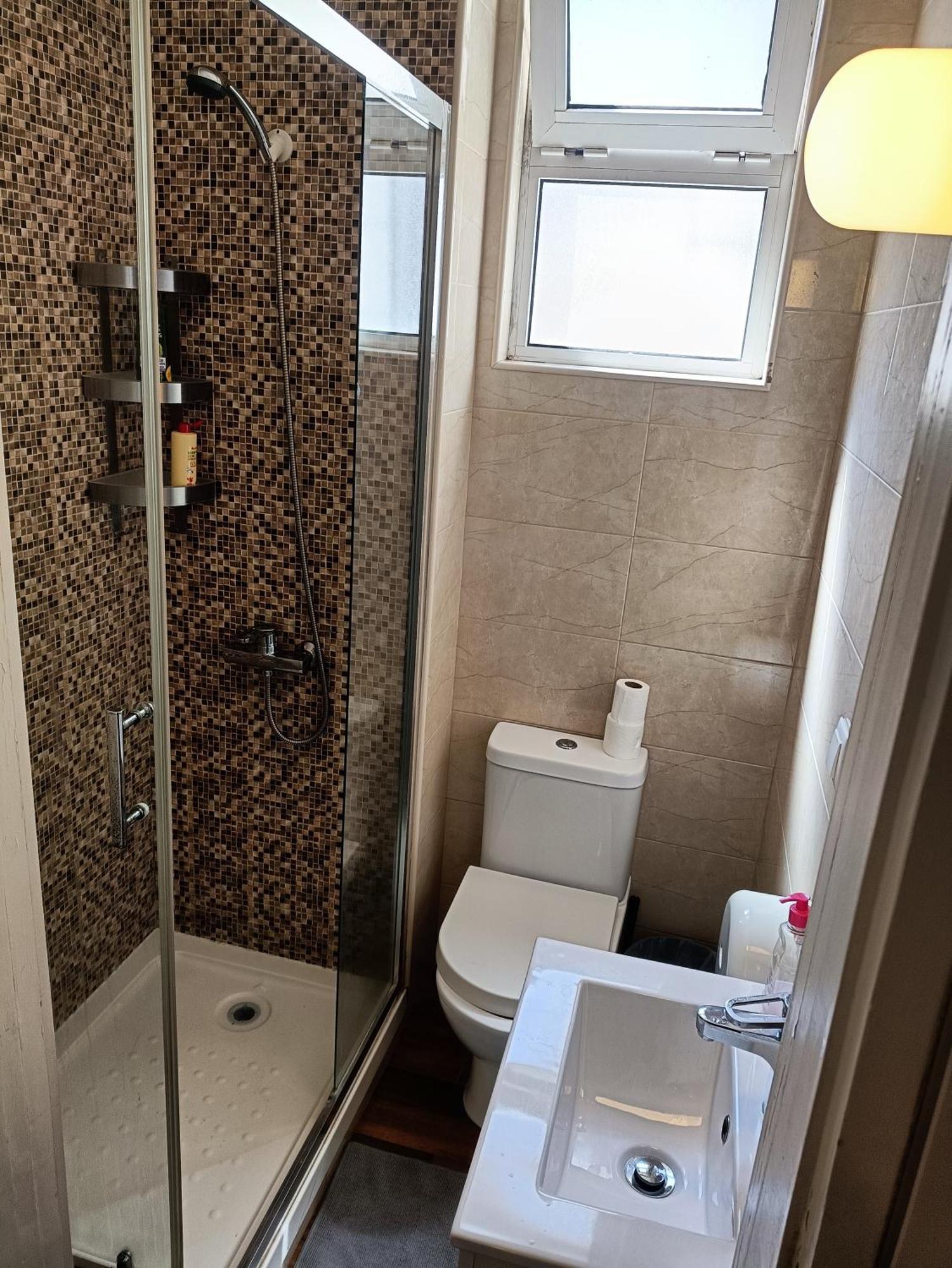 4Sleep Guest House Lisbona Esterno foto
